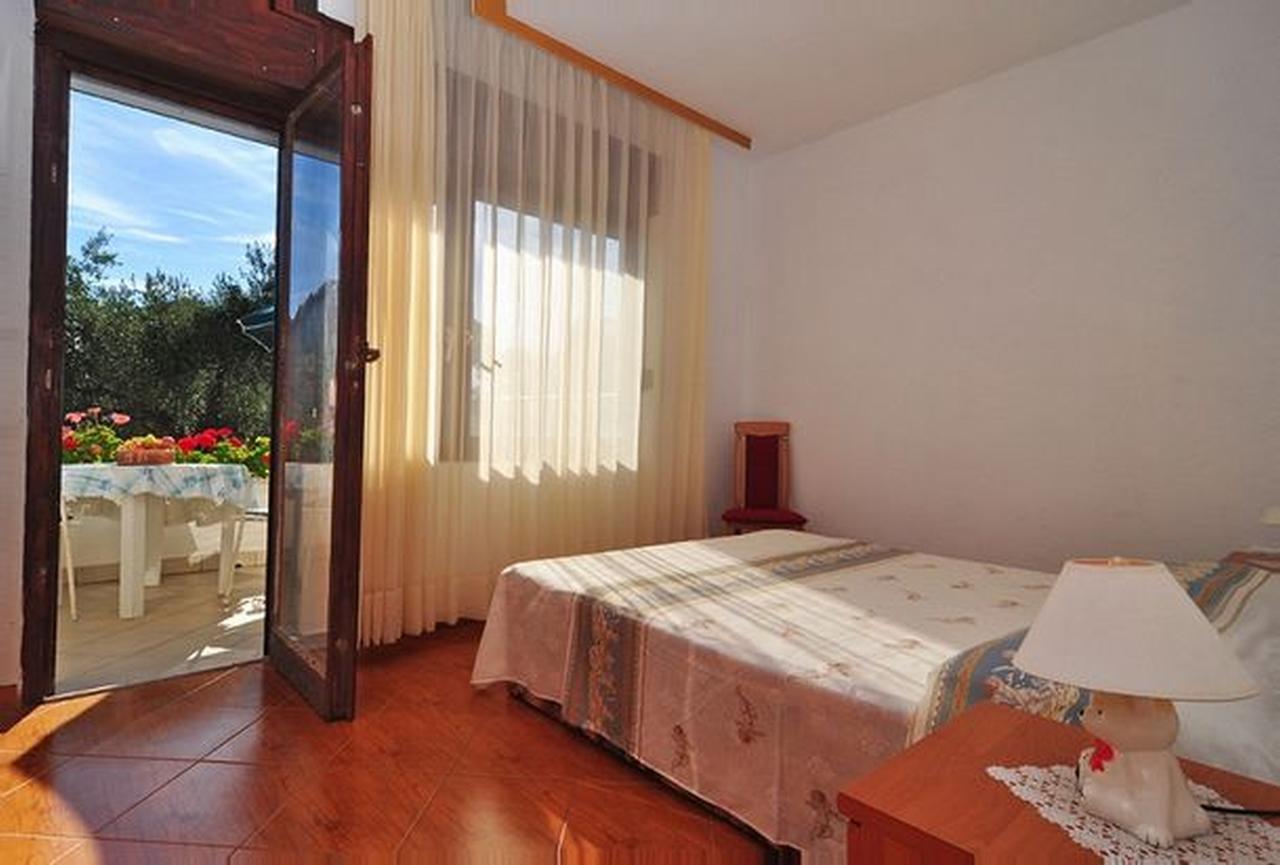 Apartments Jerina Sukošan エクステリア 写真