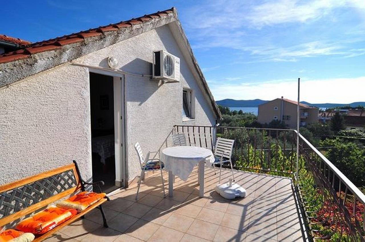Apartments Jerina Sukošan エクステリア 写真